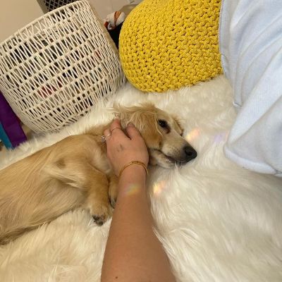 Lilia Buckingham sharing her dog photo on social media. 